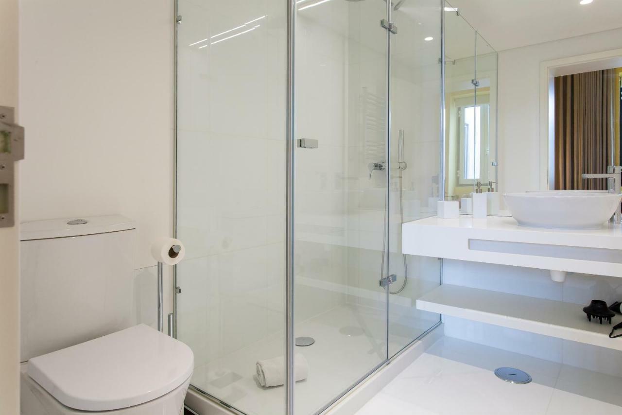 Joivy Sublime 2Br Apt On Restauradores Square Nearby Rossio Station Lisbon Luaran gambar