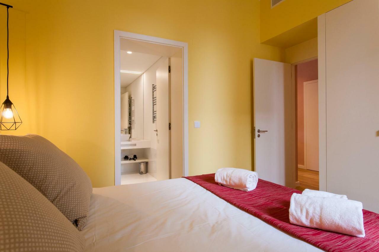 Joivy Sublime 2Br Apt On Restauradores Square Nearby Rossio Station Lisbon Luaran gambar