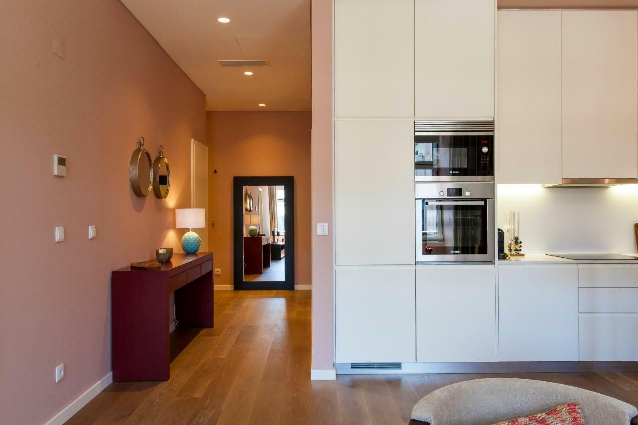 Joivy Sublime 2Br Apt On Restauradores Square Nearby Rossio Station Lisbon Luaran gambar
