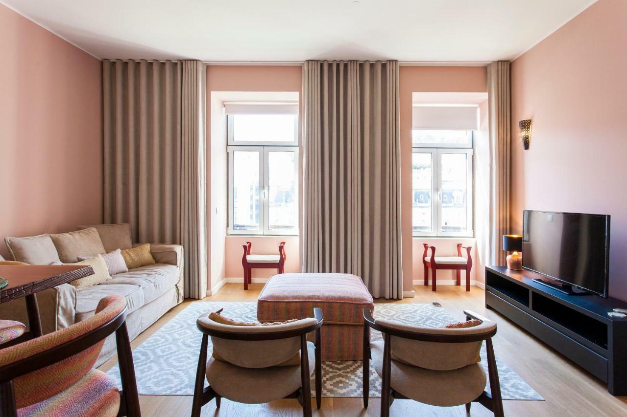 Joivy Sublime 2Br Apt On Restauradores Square Nearby Rossio Station Lisbon Luaran gambar