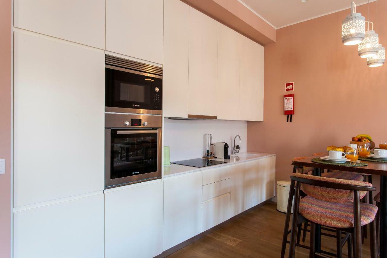 Joivy Sublime 2Br Apt On Restauradores Square Nearby Rossio Station Apartment Lisbon Luaran gambar